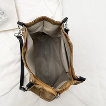 Load image into Gallery viewer, Bow Polyester Medium Tote Bag