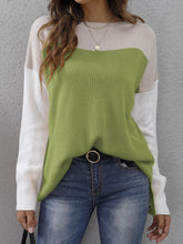 Load image into Gallery viewer, Color Block Round Neck Sweater