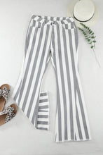 Load image into Gallery viewer, Raw Hem Star Applique Striped Jeans