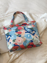 Load image into Gallery viewer, Printed Canvas Handbag with Zipper