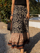 Load image into Gallery viewer, Geometric Elastic Waist Maxi Skirt