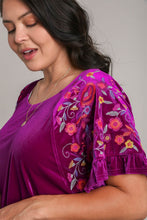 Load image into Gallery viewer, Umgee Full Size Velvet Embroidery Short Sleeve Blouse