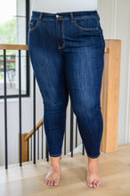 Load image into Gallery viewer, Georgia Back Yoke Skinny Jeans with Phone Pocket