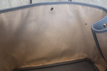 Load image into Gallery viewer, Amber Mid Rise Cuffed Slim Fit Jeans