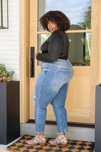 Load image into Gallery viewer, Kyla Destroyed Hi Waist Relaxed Fit