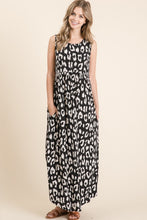 Load image into Gallery viewer, BOMBOM Leopard Maxi Dress with Pockets