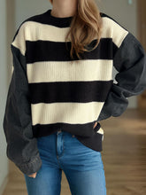 Load image into Gallery viewer, Contrast Round Neck Long Sleeve Sweater