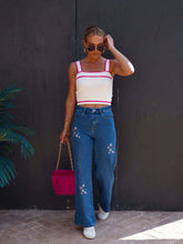 Load image into Gallery viewer, Embroidered Straight Jeans with Pockets