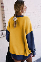 Load image into Gallery viewer, Color Block Round Neck Long Sleeve Sweatshirt