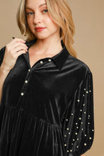 Load image into Gallery viewer, Umgee Pearl Detail Half Sleeve Velvet Babydoll Blouse
