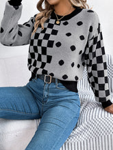 Load image into Gallery viewer, Plaid Round Neck Long Sleeve Sweater