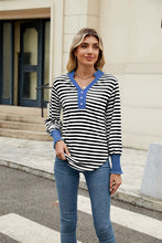 Load image into Gallery viewer, Contrast Striped Notched Long Sleeve Top