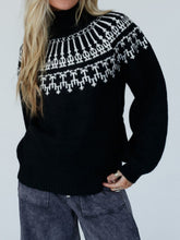 Load image into Gallery viewer, Contrast Turtleneck Long Sleeve Sweater