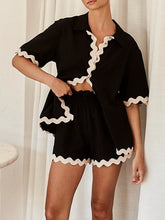 Load image into Gallery viewer, Contrast Trim Half Sleeve Top and Shorts Set