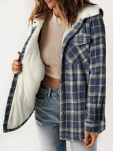 Load image into Gallery viewer, Plaid Snap Down Plush Hooded Jacket
