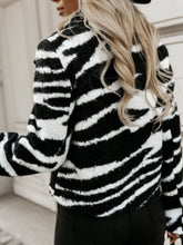 Load image into Gallery viewer, Fuzzy Animal Print Collared Neck Coat