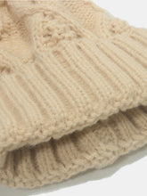 Load image into Gallery viewer, Roll Rim Cable-Knit Hat
