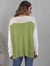 Load image into Gallery viewer, Color Block Round Neck Sweater