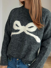Load image into Gallery viewer, Bow Round Neck Long Sleeve Sweater