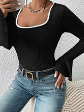 Load image into Gallery viewer, Scoop Neck Long Sleeve T-Shirt