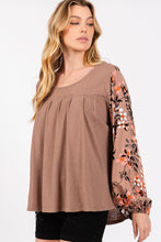 Load image into Gallery viewer, SAGE + FIG Floral Long Sleeve Front Pleated Detail Blouse