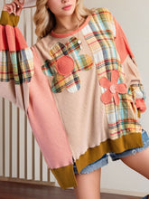 Load image into Gallery viewer, Slit Plaid Round Neck Long Sleeve Sweatshirt