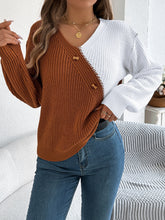 Load image into Gallery viewer, Two-Tone V-Neck Long Sleeve Sweater