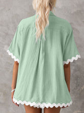 Load image into Gallery viewer, Contrast Trim Half Sleeve Top and Shorts Set