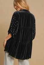 Load image into Gallery viewer, Umgee Pearl Detail Half Sleeve Velvet Babydoll Blouse