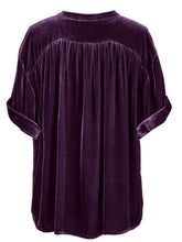 Load image into Gallery viewer, Ruched Round Neck Short Sleeve Shirt