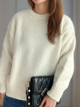 Load image into Gallery viewer, Round Neck Long Sleeve Sweater