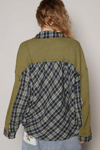 Load image into Gallery viewer, POL Plaid Button Down Shirt with Chest Pockets