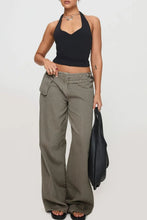Load image into Gallery viewer, Wide Leg Jeans with Pockets