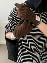 Load image into Gallery viewer, dc42fd81670f4a3398646175954e289d-Max-Origin