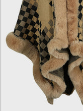 Load image into Gallery viewer, Fuzzy Checkered Long Sleeve Poncho