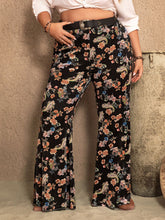 Load image into Gallery viewer, Plus Size Wide Leg Printed Pants