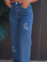 Load image into Gallery viewer, Embroidered Straight Jeans with Pockets