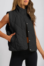 Load image into Gallery viewer, Snap Down Texture Vest Coat with Pockets