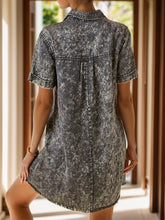 Load image into Gallery viewer, Pocketed Collared Neck Short Sleeve Denim Dress