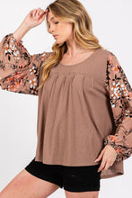 Load image into Gallery viewer, SAGE + FIG Floral Long Sleeve Front Pleated Detail Blouse