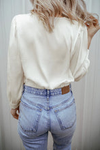 Load image into Gallery viewer, Textured V-Neck Long Sleeve Blouse