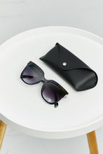 Load image into Gallery viewer, Polycarbonate Frame Square Sunglasses