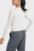 Load image into Gallery viewer, Round Neck Long Sleeve Sports Top