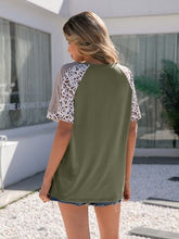 Load image into Gallery viewer, Leopard Round Neck Short Sleeve T-Shirt