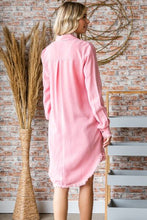 Load image into Gallery viewer, Veveret Button-Up Shirt Dress