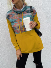 Load image into Gallery viewer, Geometric Drawstring Long-Sleeve Sweatshirt