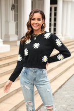 Load image into Gallery viewer, Flower Pattern Round Neck Short Sleeve Pullover Sweater