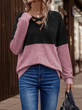 Load image into Gallery viewer, Two-Tone Crisscross Detail Sweatshirt