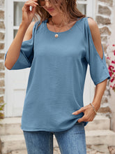 Load image into Gallery viewer, Textured Round Neck Split Sleeve Top
