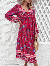 Load image into Gallery viewer, Tassel Tied Printed Long Sleeve Dress